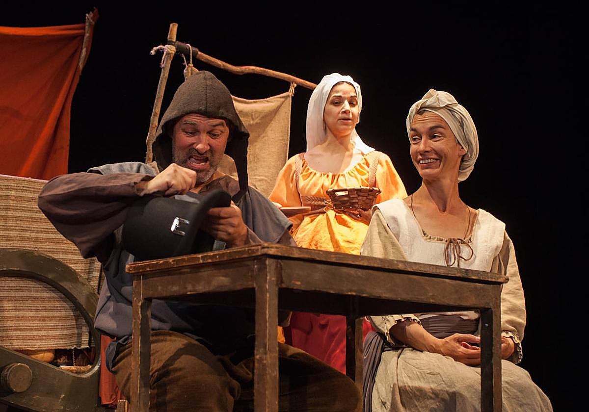 Valderas celebra el día del teatro con la obra «Farsa Improbable de un